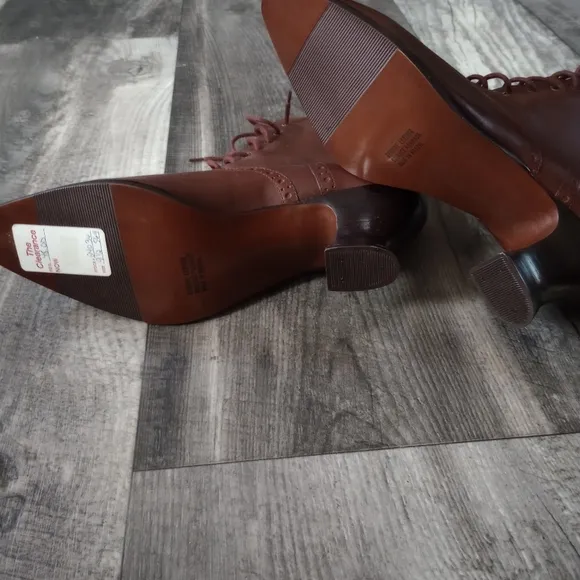Apostrophe NWT &quot;'Ralphie&quot; Vintage &quot;80's Brown Leather Granny Boots