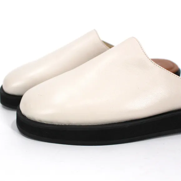Aquatalia Gemmy Leather Clogs NEW Off White Cream Smooth Slip On Mules Size 8