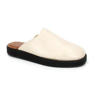 Aquatalia Gemmy Leather Clogs NEW Off White Cream Smooth Slip On Mules Size 8