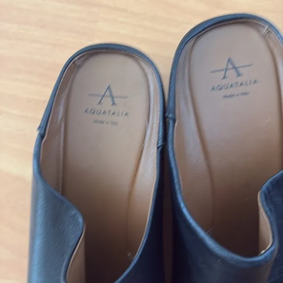 Aquatalia Mules Women Size 7 Black Leather Open-toe Block Heel