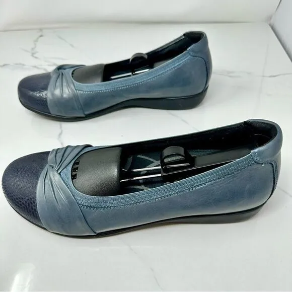 Aravon Andrea Slip on- Size 9.5