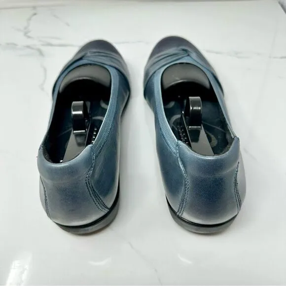 Aravon Andrea Slip on- Size 9.5