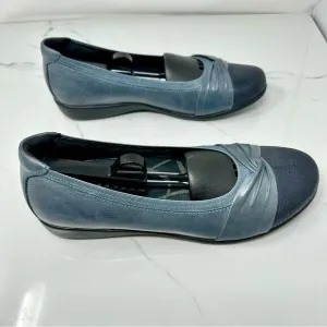 Aravon Andrea Slip on- Size 9.5