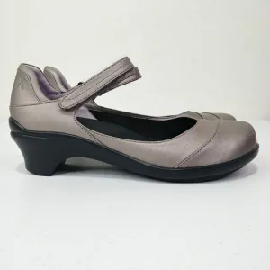 ARAVON Maya Leather Mary Jane Pumps Clogs Excellent Condition Women's Si…
