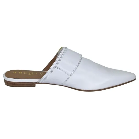 Archive Womens Flat Mules 7.5M White Leather Slip On