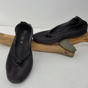 Arcopedico L14 black diamond slip ons