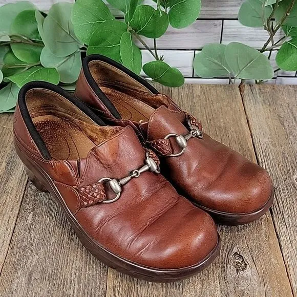 Ariat Del Mar brown leather clogs Size 6.5