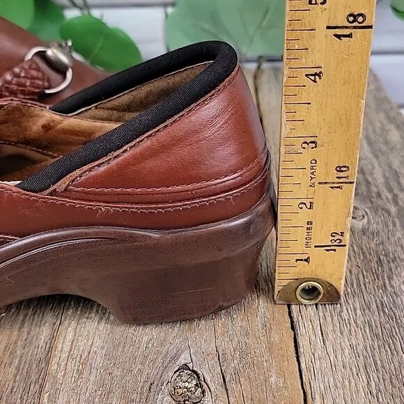 Ariat Del Mar brown leather clogs Size 6.5