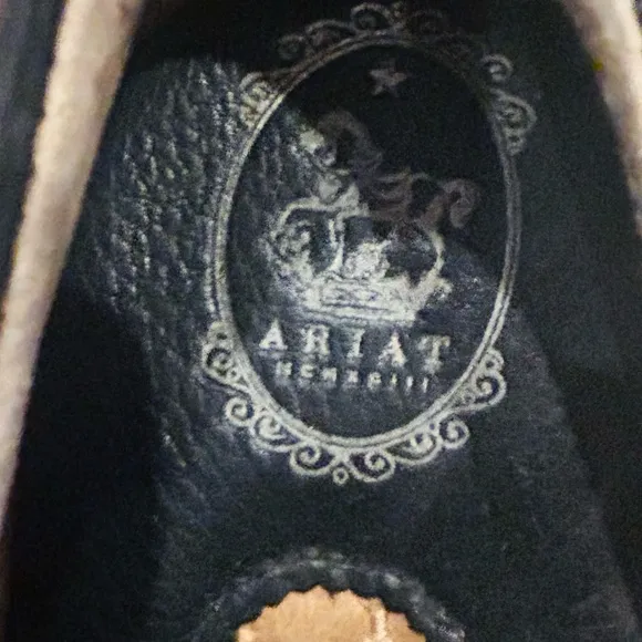 Ariat Women’s Black Leather Clogs Size 9.5 | Textured Buckle Slip-On | NWOT