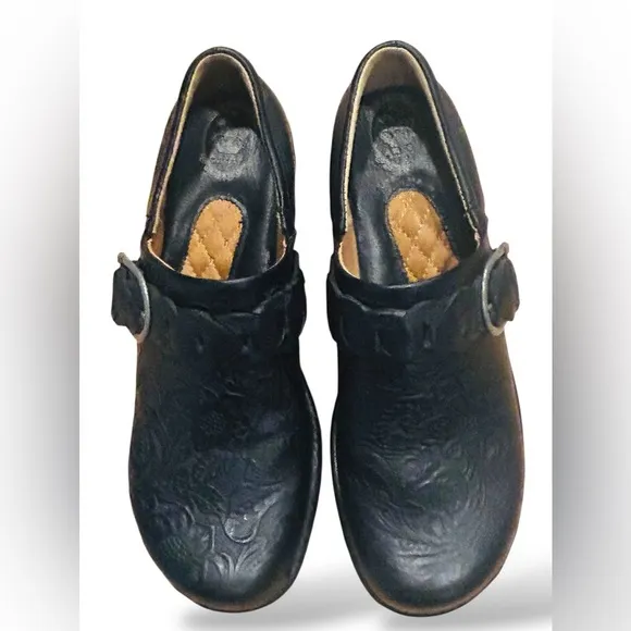 Ariat Women’s Black Leather Clogs Size 9.5 | Textured Buckle Slip-On | NWOT