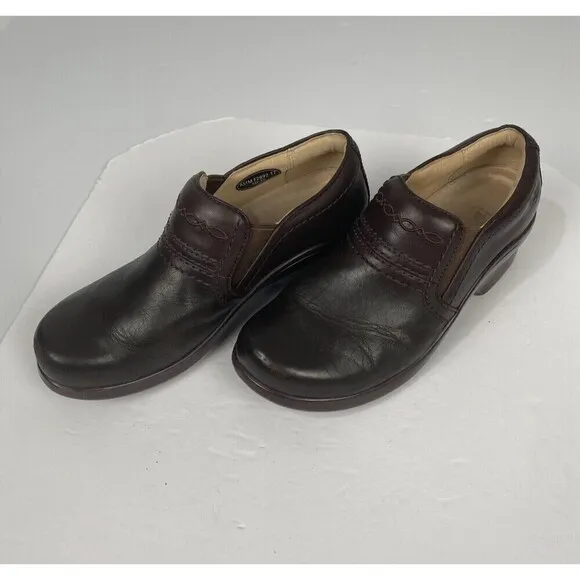 Ariat Womens Brown Clogs slips on Slip Resistant 10027290 US 10B Comfort