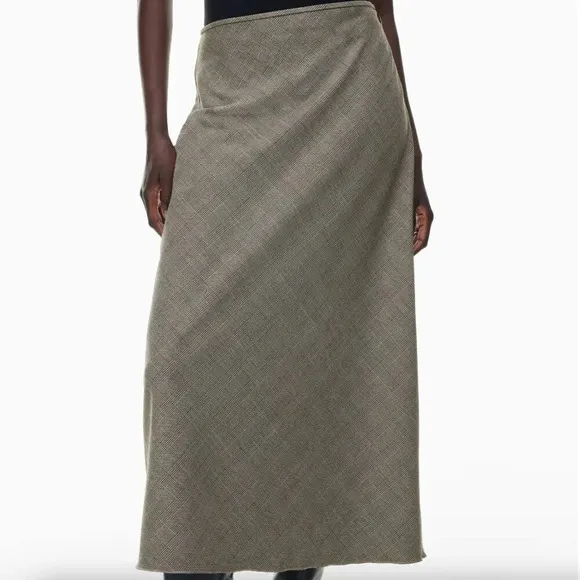 Aritzia Wilfred Devotion Twill Maxi Slip Skirt Lyle White/Black Check Size 10