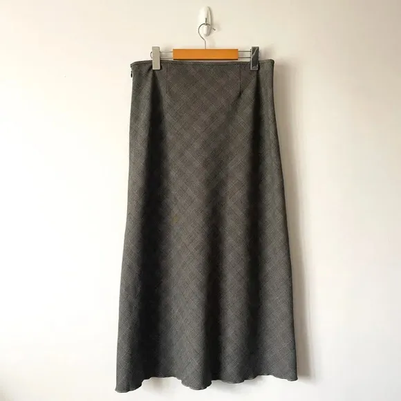 Aritzia Wilfred Devotion Twill Maxi Slip Skirt Lyle White/Black Check Size 10