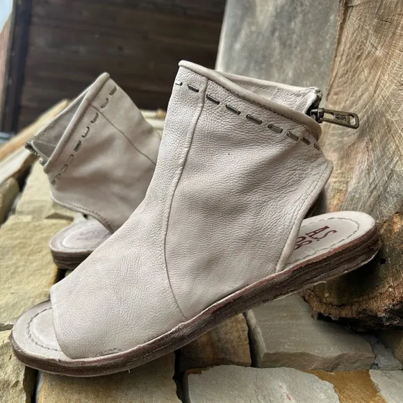 A.S.98 Ritchie women’s Ivory leather Modern Open-Toe Mules NWOBSz-38(7-1/2-8)  K