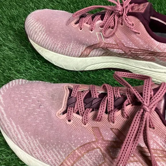 Asics GT-2000 Pink Running Shoes 11