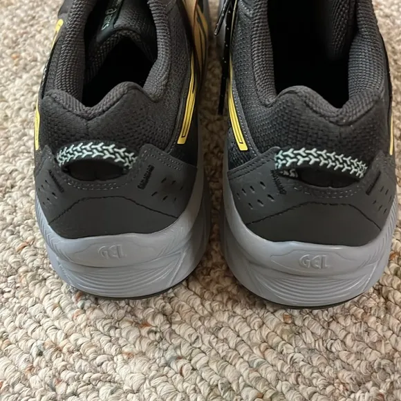 ASICS Men's Black and Yellow Running Shoes