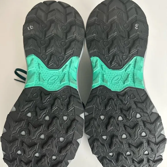 ASICS Ortholite Teal Running Shoes New W/O box