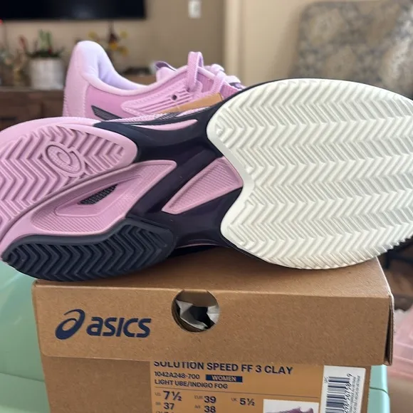 ASICS Purple Athletic Shoes Streamlined Performance