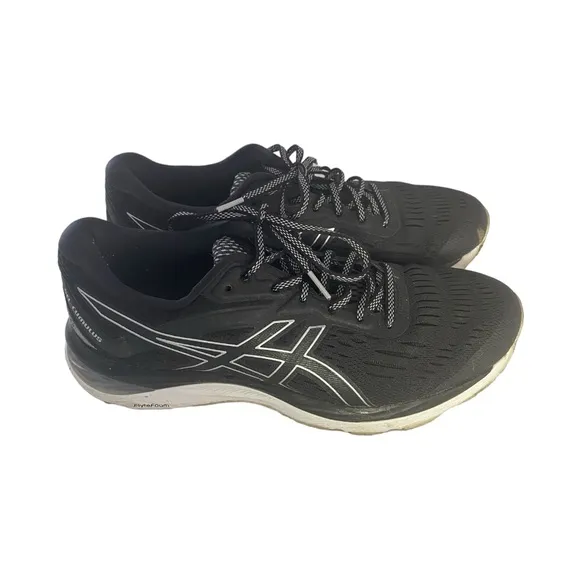 ASICS Women’s Running Shoes Size 11 Black &amp; White
