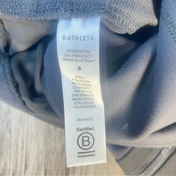 Athleta Headlands Hybrid Cargo Pants Size 8 Black Stretch Utility Leggings