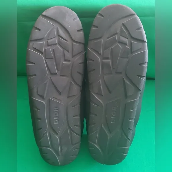 AUTHENTIC DIOR PUFFER SLIPPERS