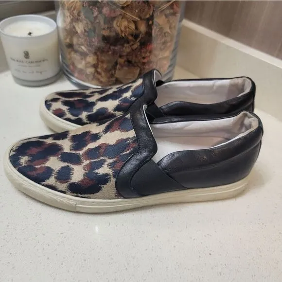 Authentic Lanvin slip on sneakers, size 40