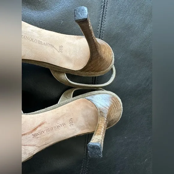 Authentic MANOLO BLAHNIK Green Suede Slingback Pumps Heels Shoes 38.5
