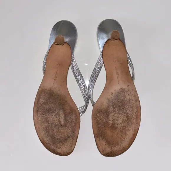 Authentic Manolo Blahnik kitten heels
