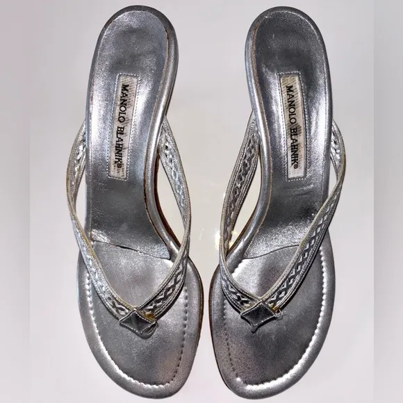 Authentic Manolo Blahnik kitten heels