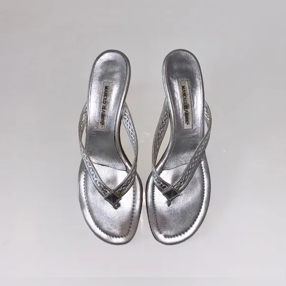 Authentic Manolo Blahnik kitten heels
