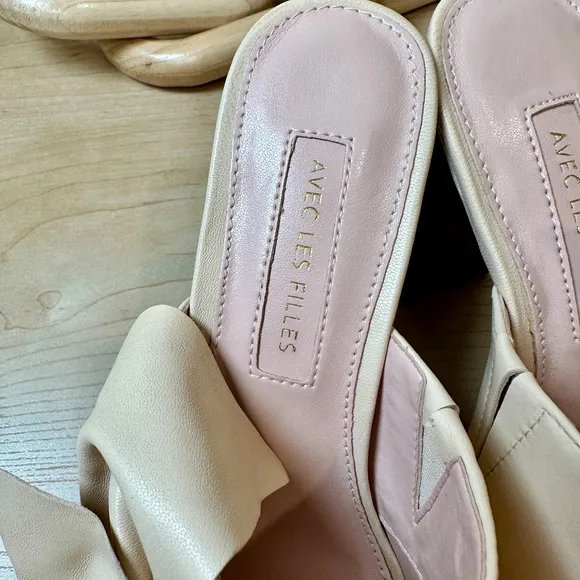 Avec Les Filles Beige Mules Size 6M‎