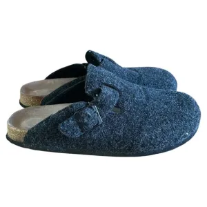 Axxiom Womens Slip On Clogs Grey Wool Size 11 Fuzzy Comfort Slippers