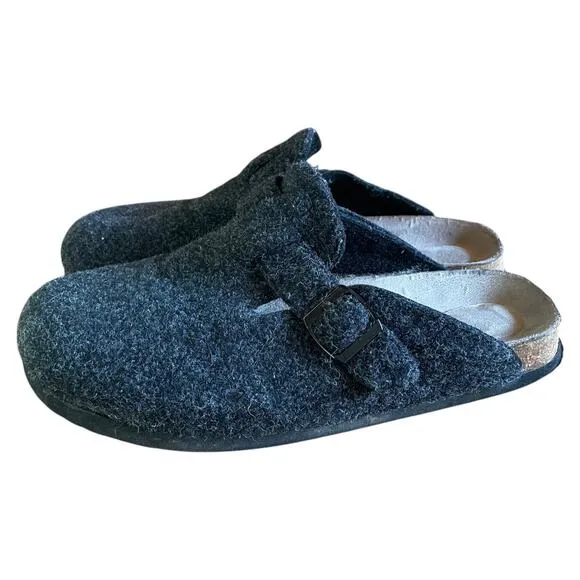 Axxiom Womens Slip On Clogs Grey Wool Size 11 Fuzzy Comfort Slippers