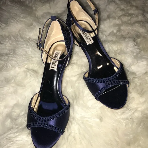 Badgley Mischka Blue Satin Crystal d’Orsay Kitten Heels size 7.5