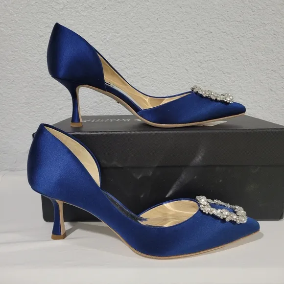 Badgley Mischka Fabia II Kitten Heels with Crystal Buckle, Sz 6, NIB