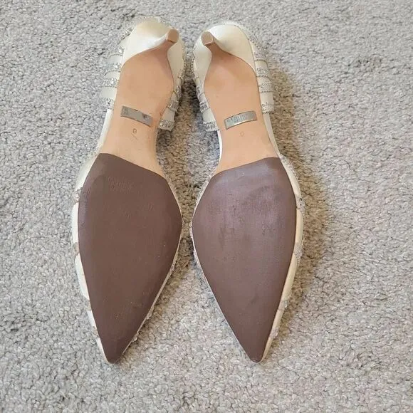 Badgley Mischka Ginny D’Orsays Size 9 Kitten Heels Pumps