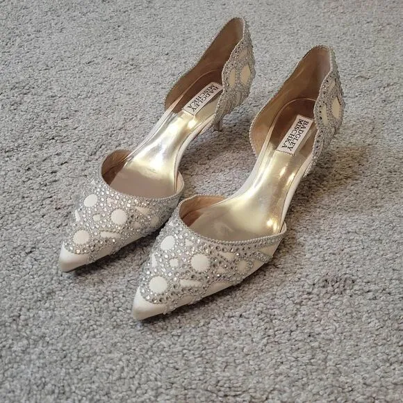 Badgley Mischka Ginny D’Orsays Size 9 Kitten Heels Pumps