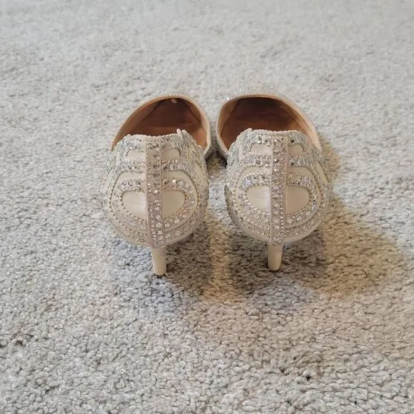 Badgley Mischka Ginny D’Orsays Size 9 Kitten Heels Pumps