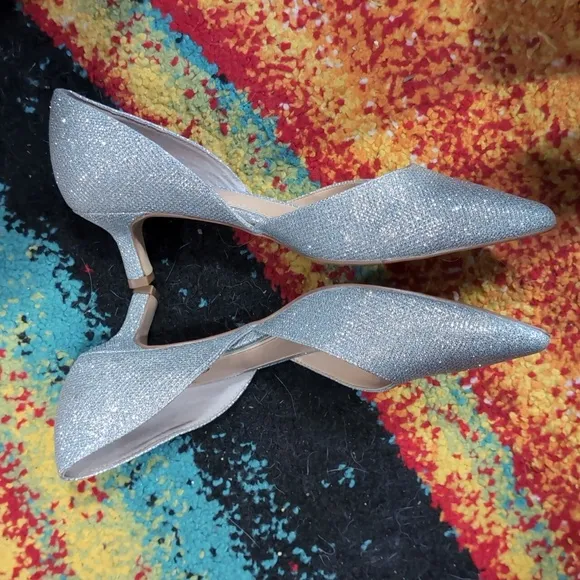 BADGLEY MISCHKA JEWEL Silver Heels with kitten heel