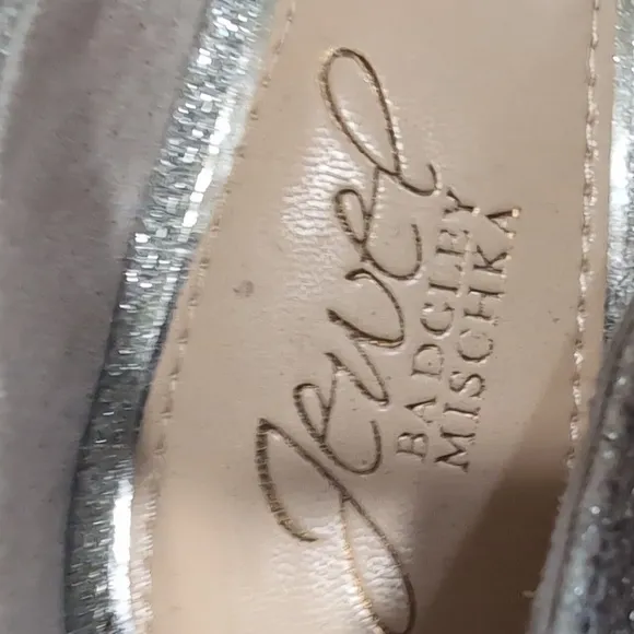 BADGLEY MISCHKA JEWEL Silver Heels with kitten heel