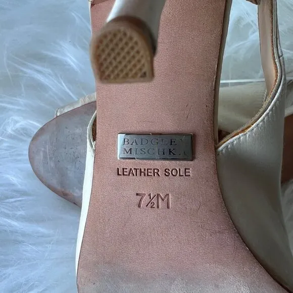 Badgley Mischka Xulia Ivory Satin Low Heels Peep Toe Slingback Wedding heels 7.5