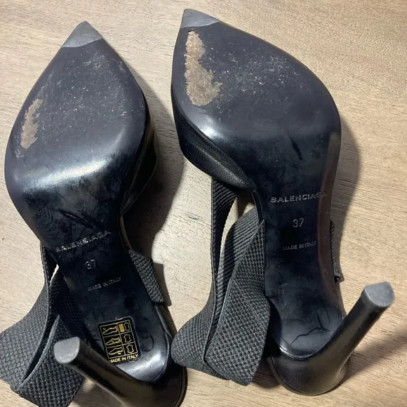 💕Balenciaga Black Leather Slingback Pumps