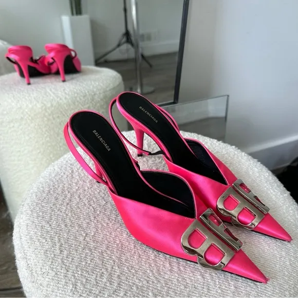 Balenciaga talon pink BB heels