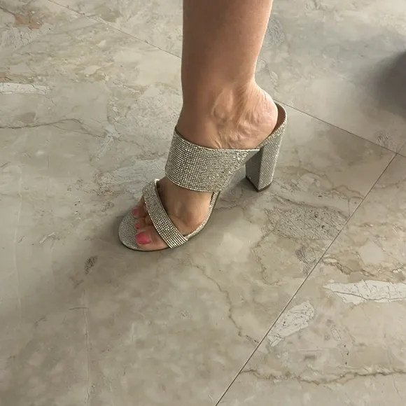 Bamboo Women’s New Never Been Worn Rhinestoned Heels. Size 9-10