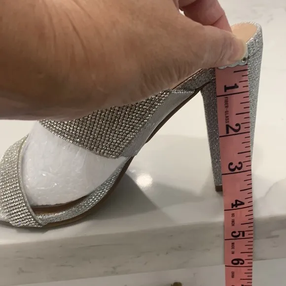Bamboo Women’s New Never Been Worn Rhinestoned Heels. Size 9-10