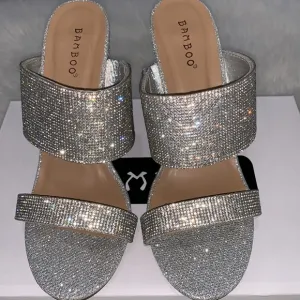 Bamboo Women’s New Never Been Worn Rhinestoned Heels. Size 9-10