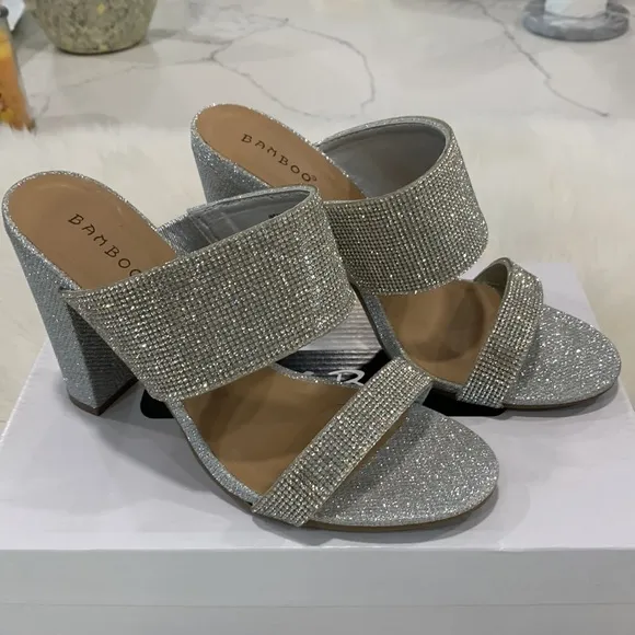 Bamboo Women’s New Never Been Worn Rhinestoned Heels. Size 9-10
