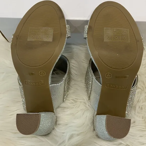 Bamboo Women’s New Never Been Worn Rhinestoned Heels. Size 9-10