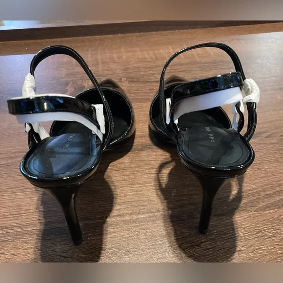 BANANA REPUBLIC Cross Halter Madis Black Patent 3-3/4” Slingback Heels Size 6.5