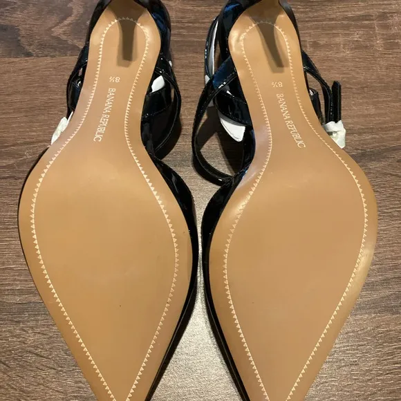 BANANA REPUBLIC Cross Halter Madis Black Patent 3-3/4” Slingback Heels Size 8.5
